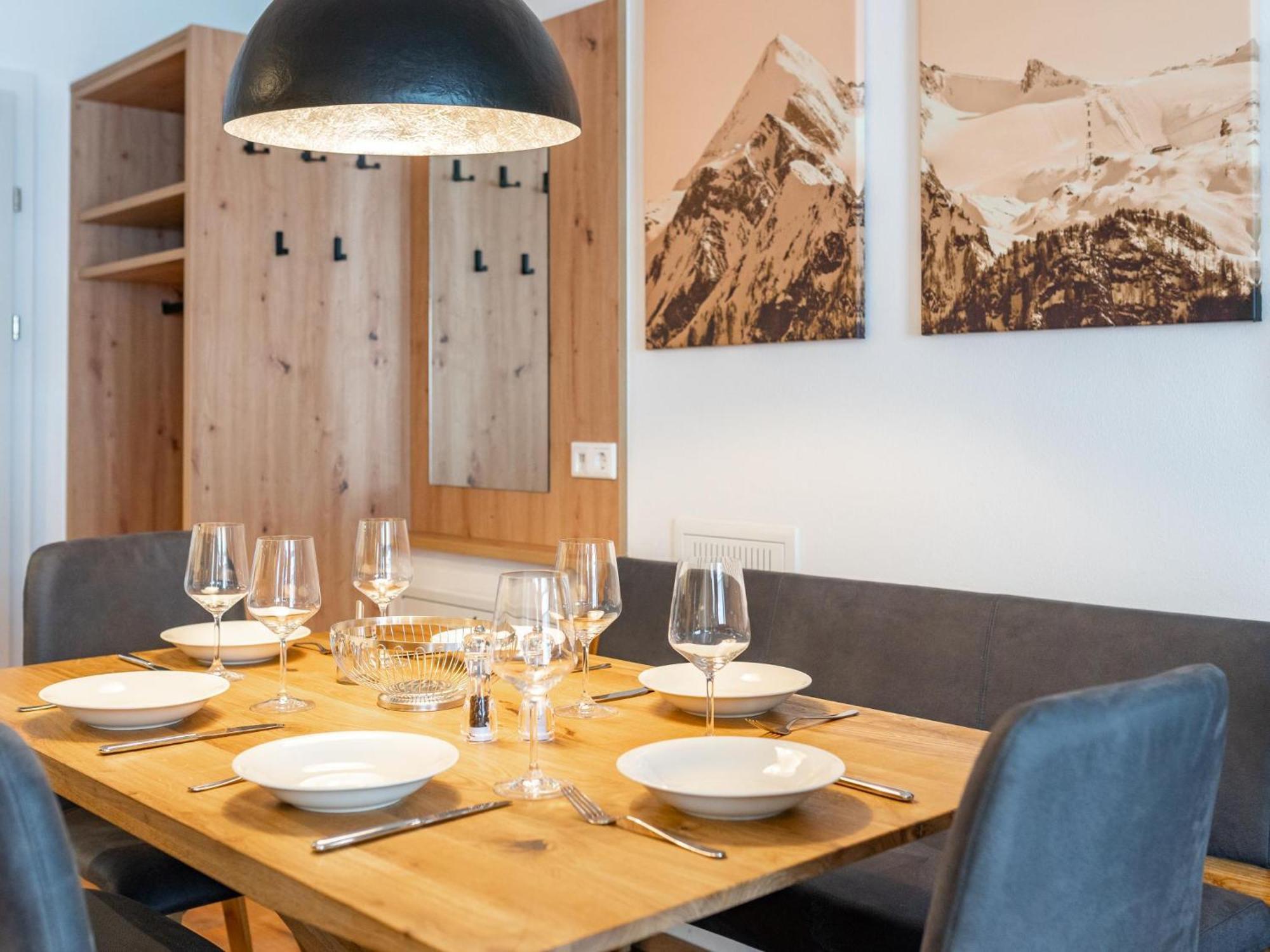 Falken Suites Top 4 Kaprun Bagian luar foto